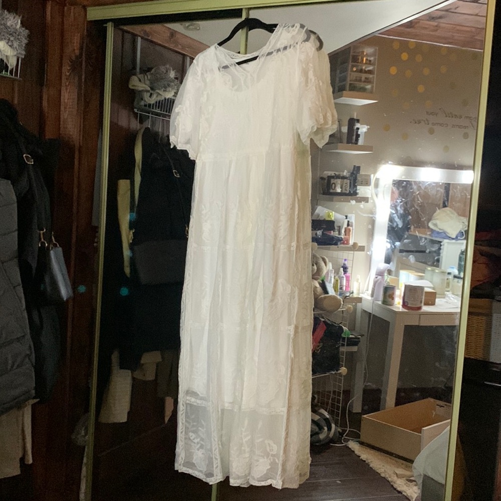 BRAND NEW, never worn white lace maxi dress